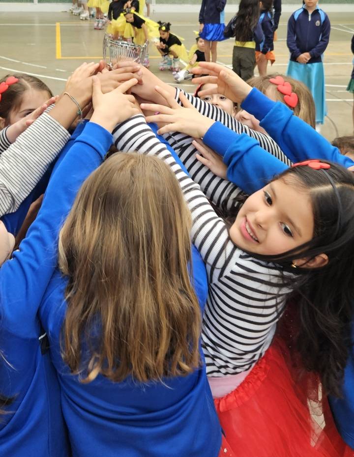FESTIVAL SANTA JUANA Y TROFEO DE GRUPOS EN EDAD ESCOLAR
